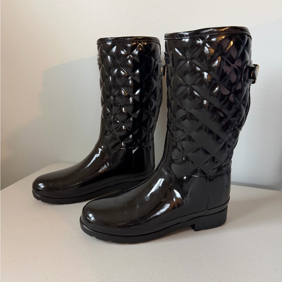Hunter Quilted Black Women's Short Boots - Picture 2 of 6